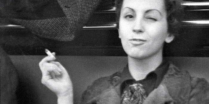 E se non fosse solo “la ragazza di”?